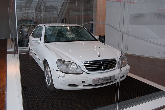 Mercedes S-Guard Armoured Car