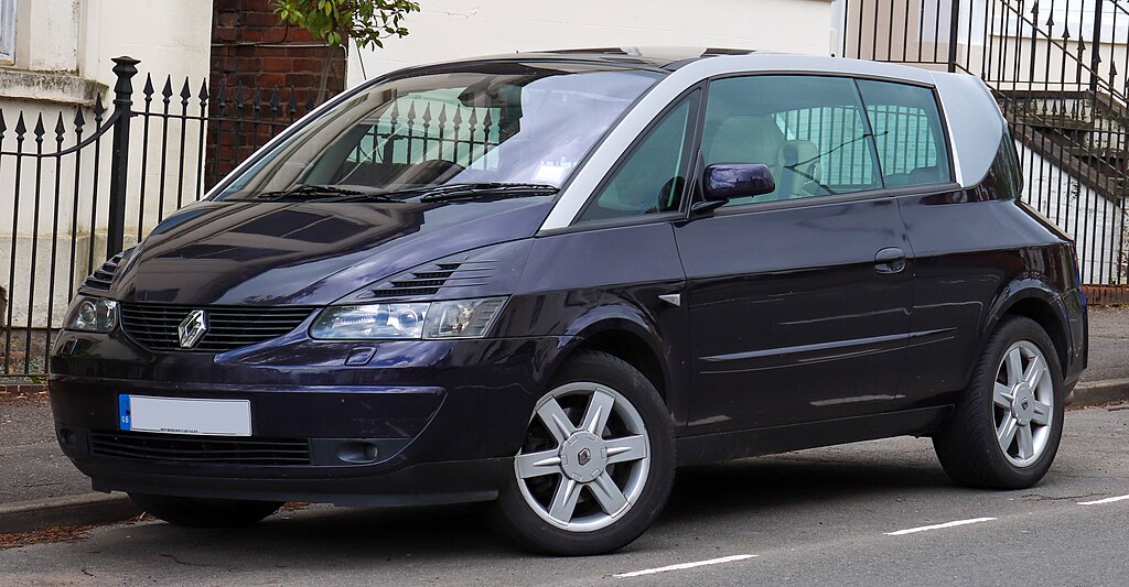 1024Px-2002 Renault Avantime Privilege 3.0 Front