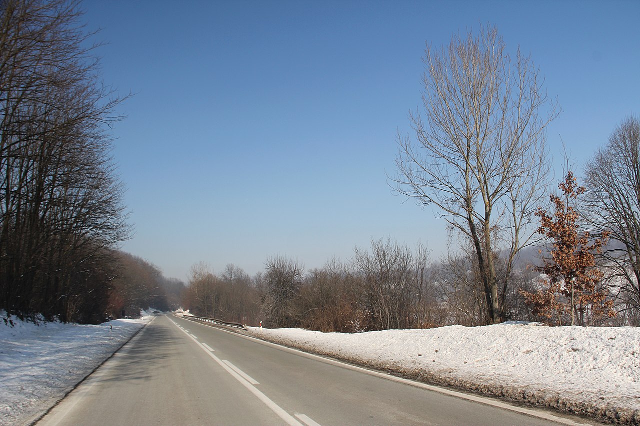 Ibarska Magistrala, Selo Majdan
