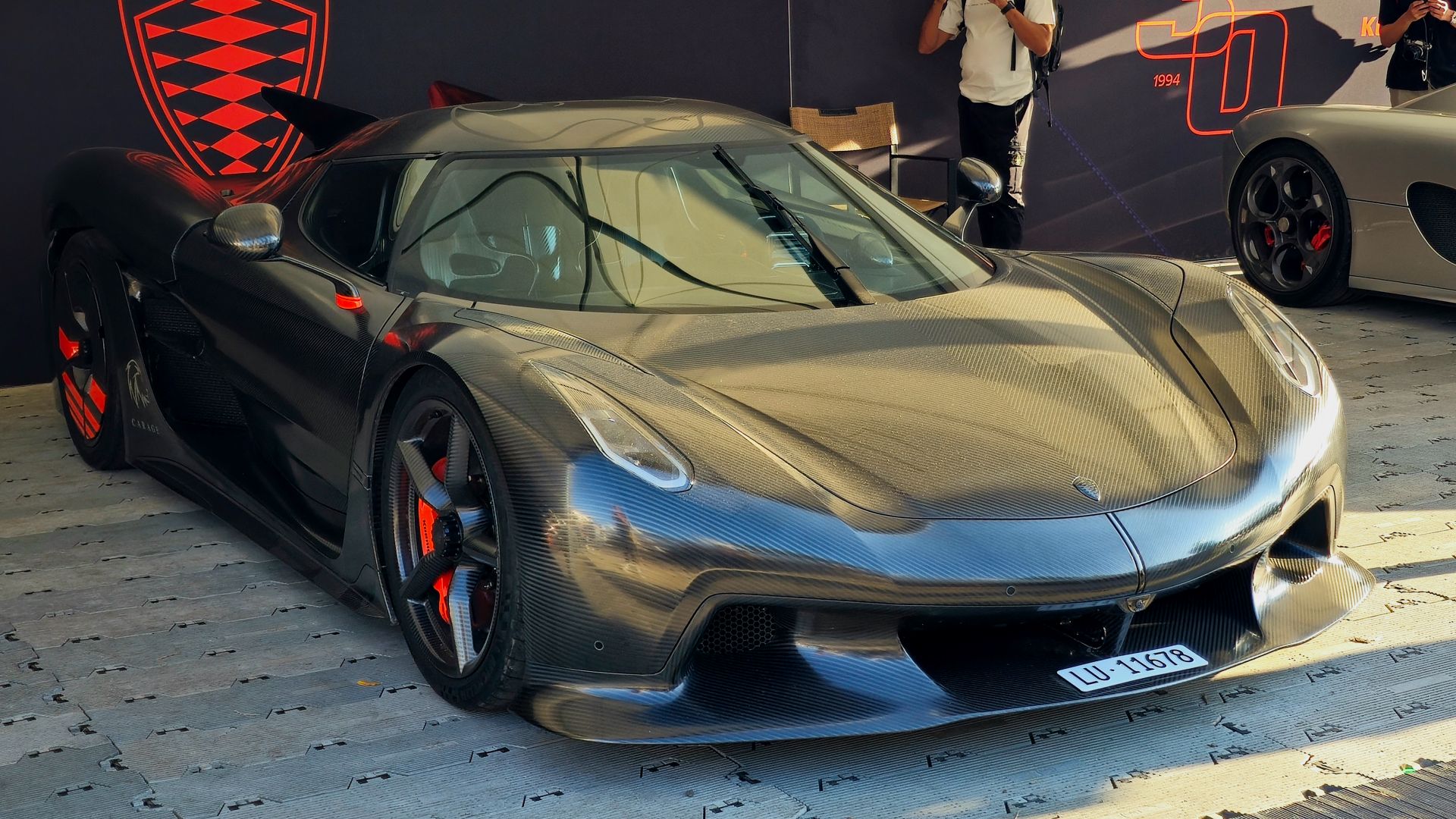 File:2024 Koenigsegg Jesko Absolut.jpg