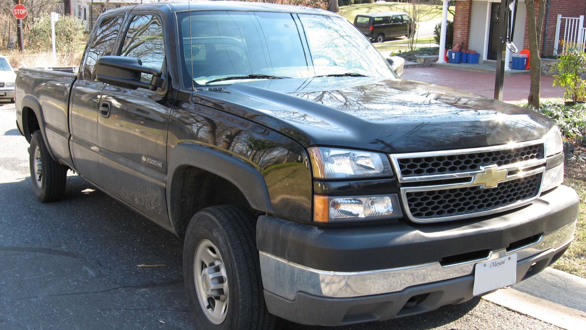 File:Chevrolet Silverado 2500HD.jpg
