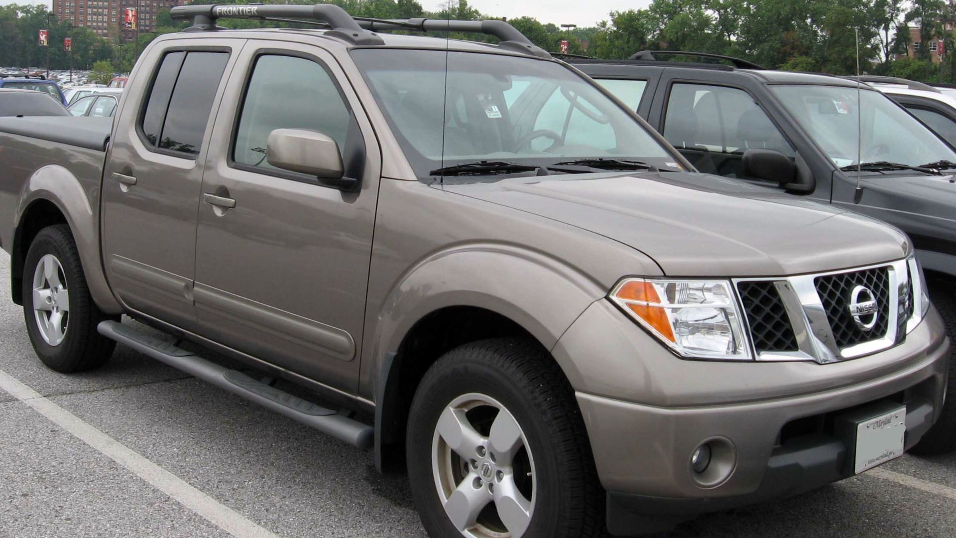 File:05-07 Nissan Frontier.jpg