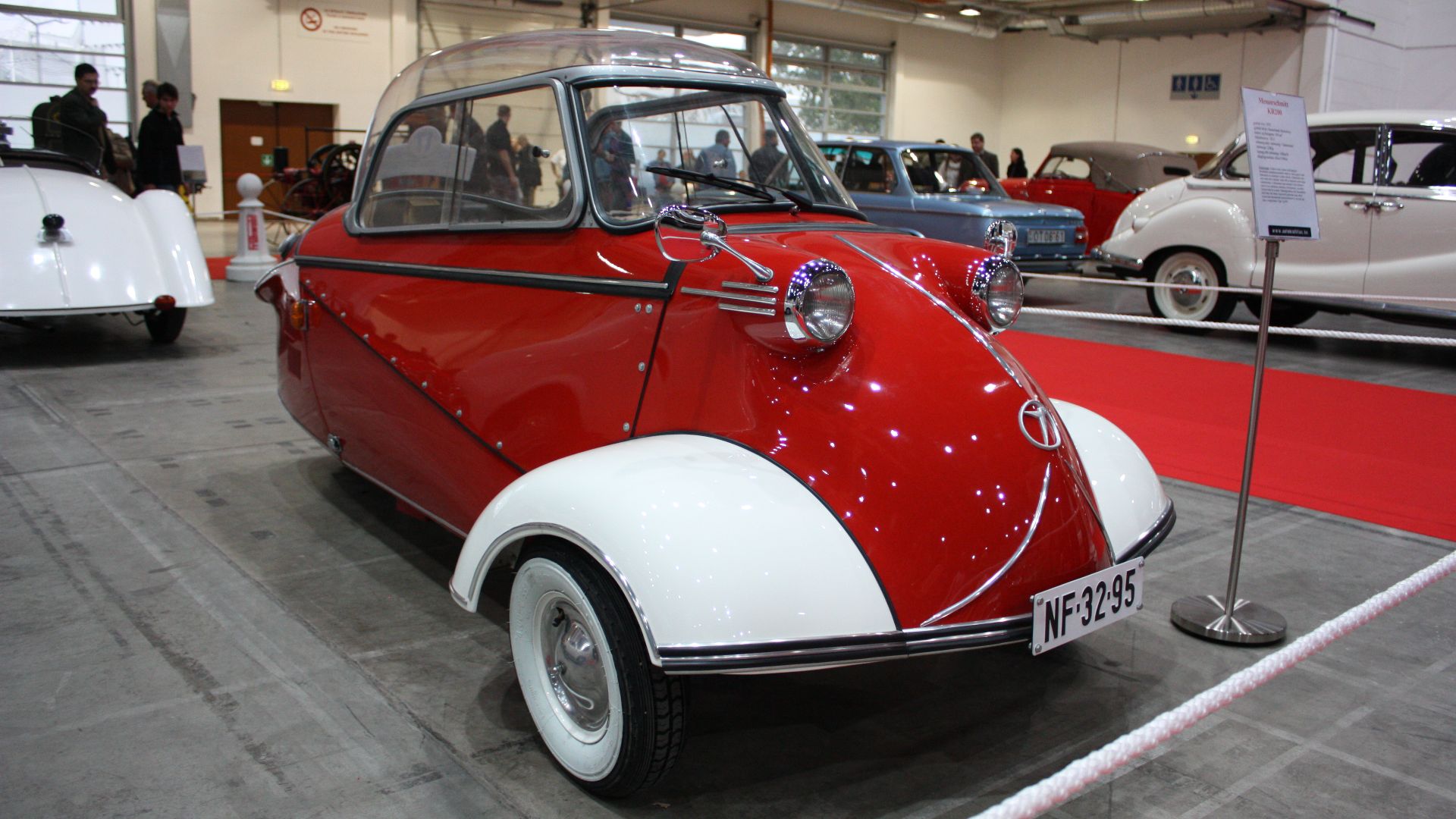 File:Oldtimer Show 2008 - 078 - Messerschmitt KR200 (front) - 002.jpg