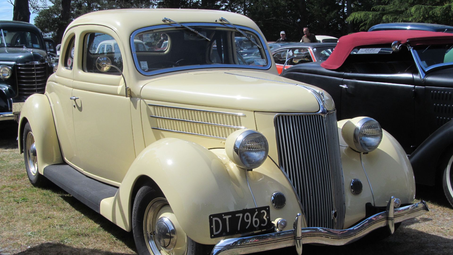 File:1936 Ford V8 Coupe (39466516281).jpg