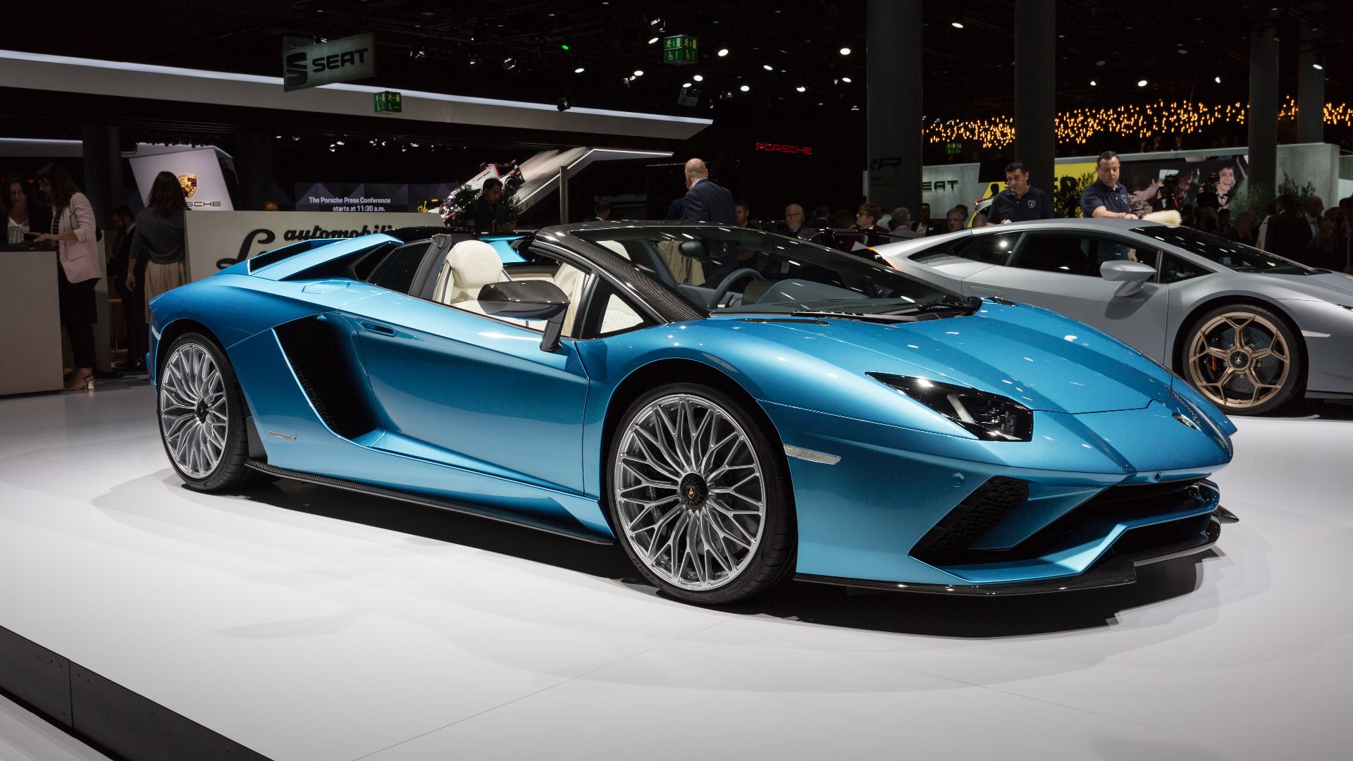 File:Lamborghini Aventador S Roadster, IAA 2017, Frankfurt (1Y7A2083).jpg