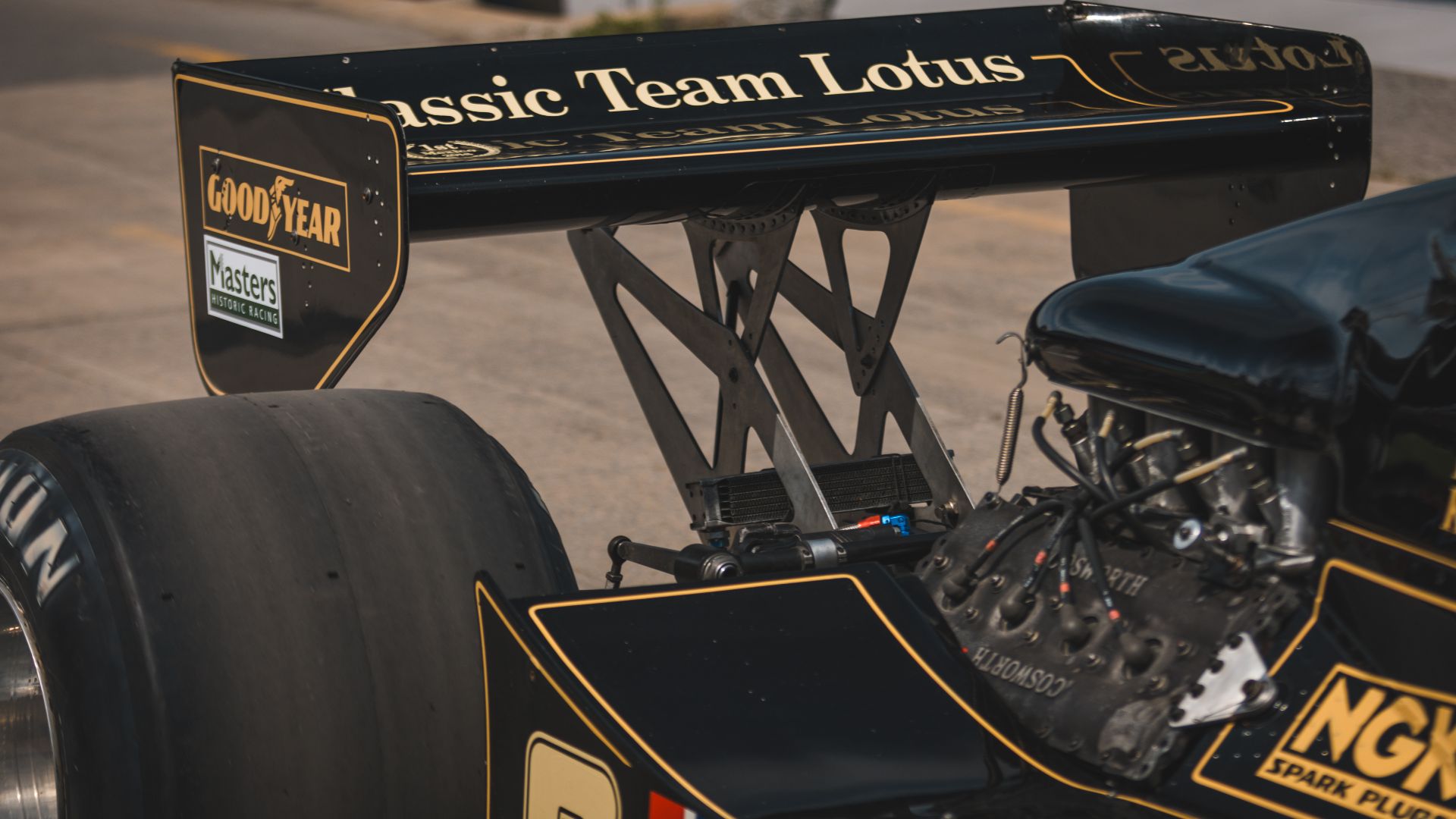 File:2017 FIA Masters Historic Formula One Championship, Circuit Gilles Villeneuve (38679800342).jpg