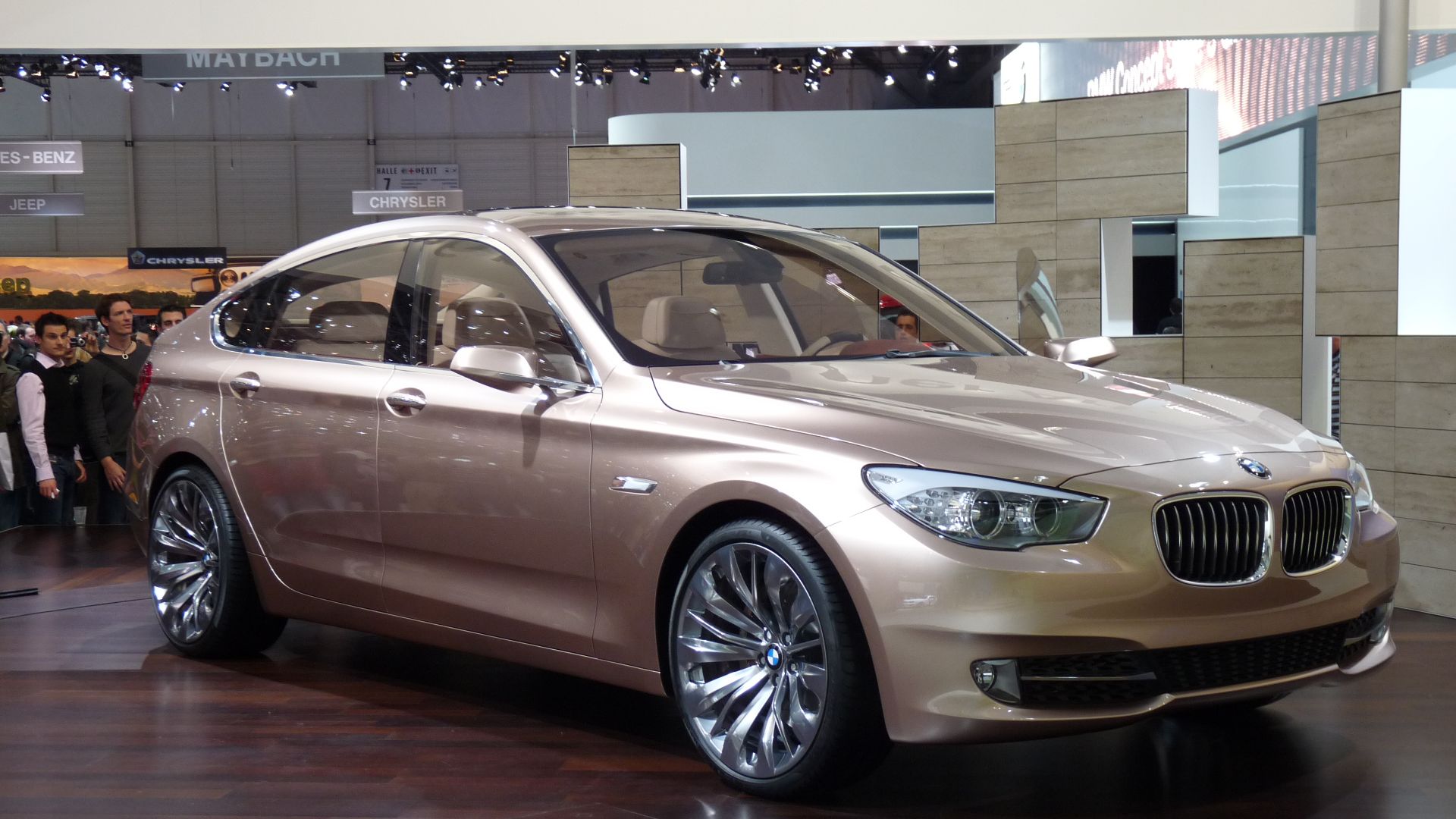 File:BMW 5 Series GT Concept Genève 2009.jpg