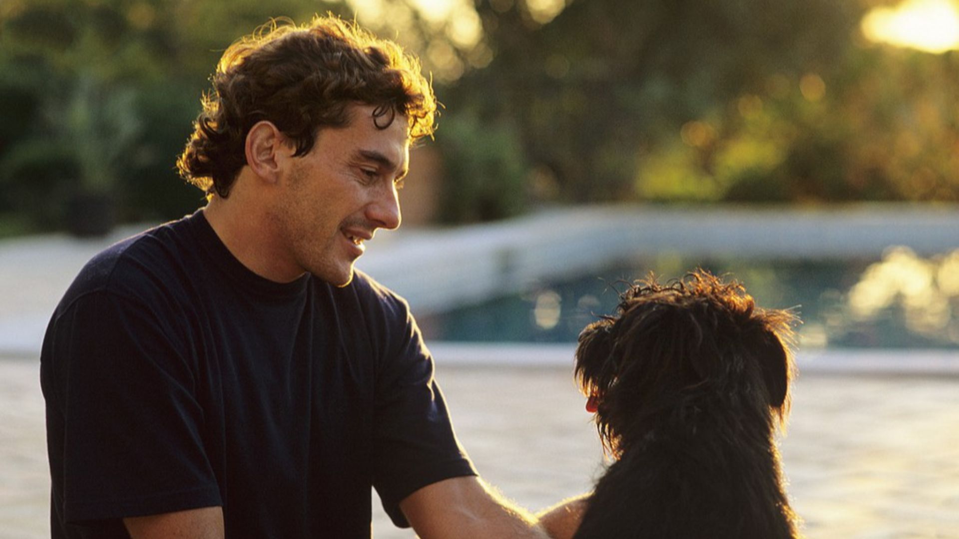 File:Ayrton Senna with a Dog.jpg