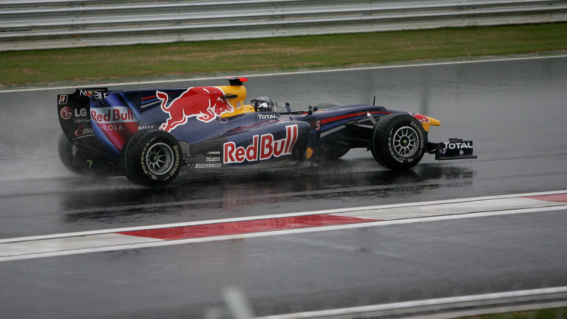 File:Sebastian Vettel - Red Bull RB6 - 2010 Korean Grand Prix.jpeg