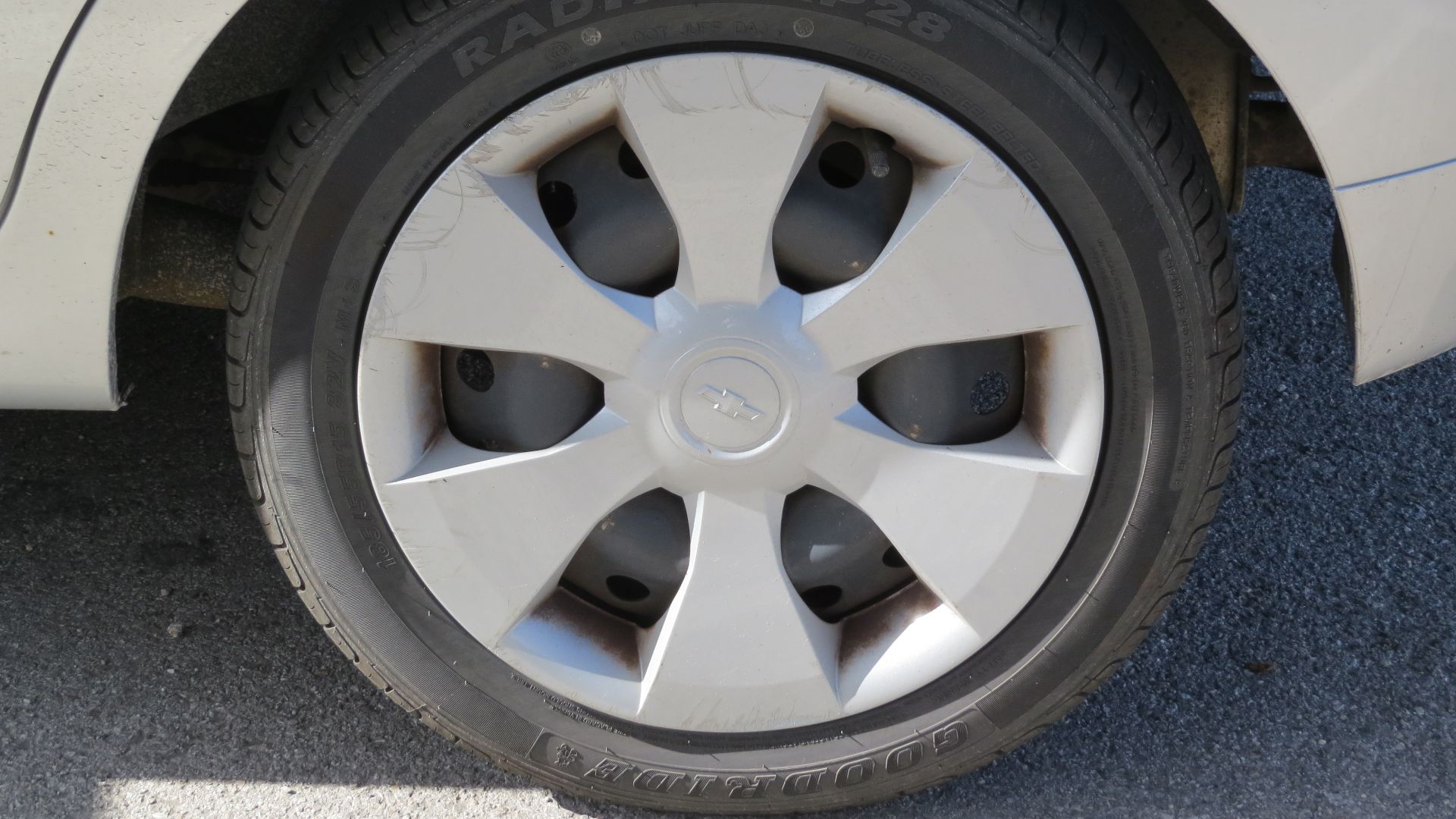 File:2017-10-12 (301) Goodride Radial RP28 185-55 R 15 82 V tire at Wiener Neustadt Hauptbahnhof.jpg