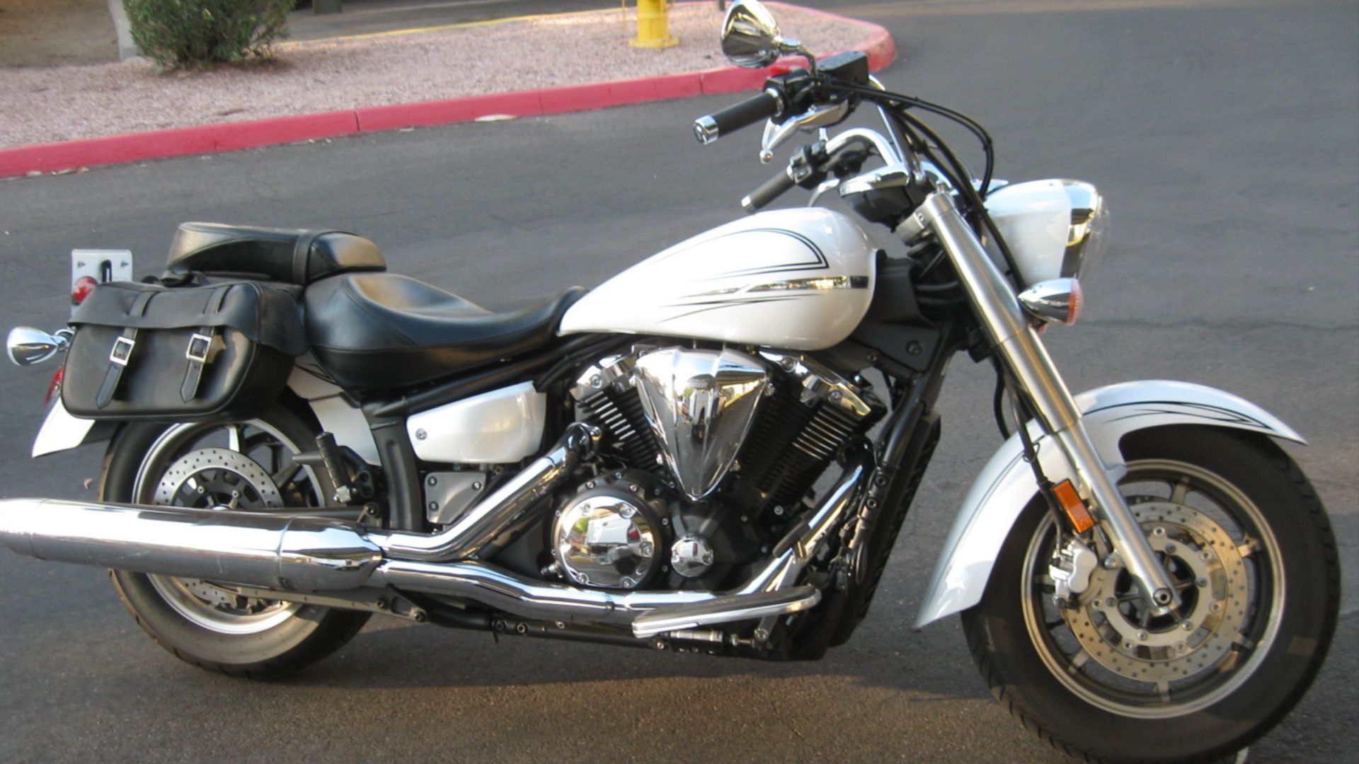 File:Yamaha V-Star-1300cc.jpg