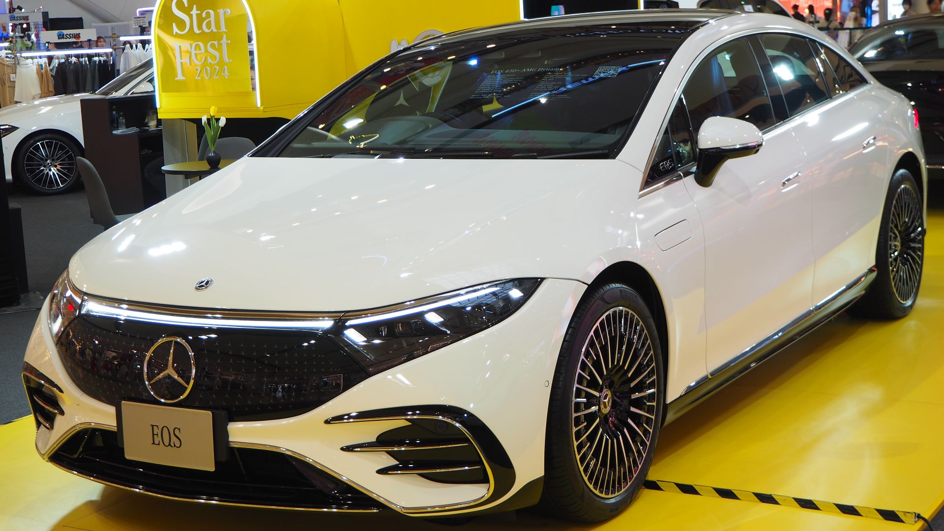 File:2024 Mercedes-Benz EQS 450+ AMG Dynamic.jpg