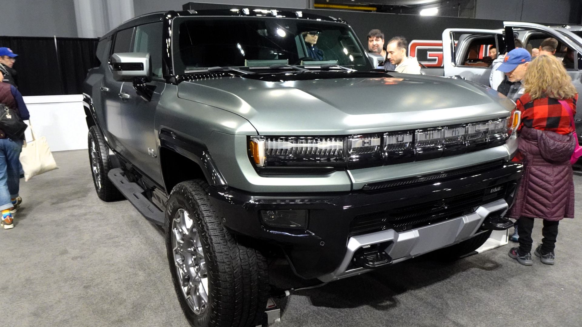 File:GMC Hummer EV Edition 1 SUV (2024) (53625710670).jpg