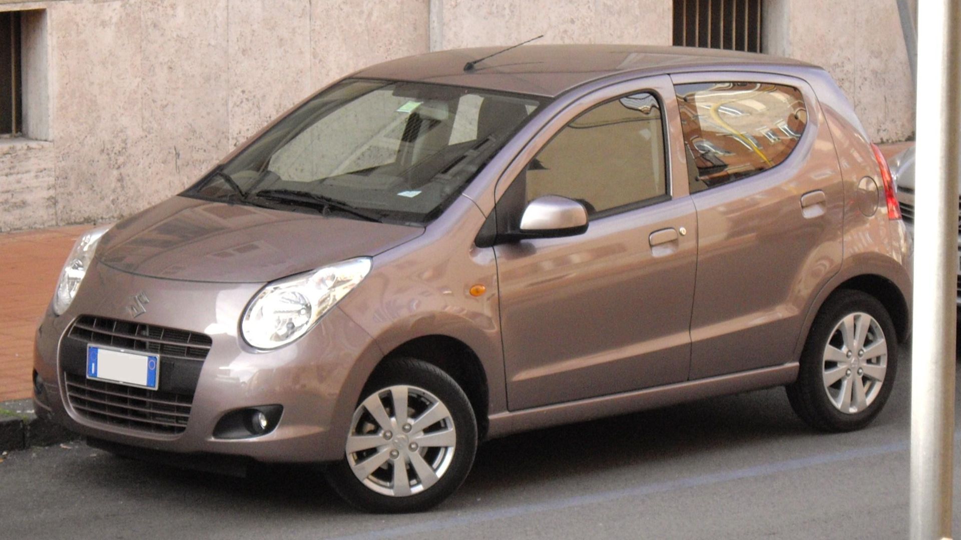 File:Suzuki Alto Euro 2010 brown.JPG