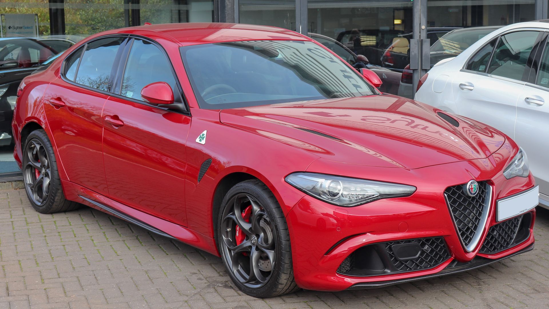 File:2017 Alfa Romeo Giulia V6 Biturbo Quadrifoglio 2.9.jpg
