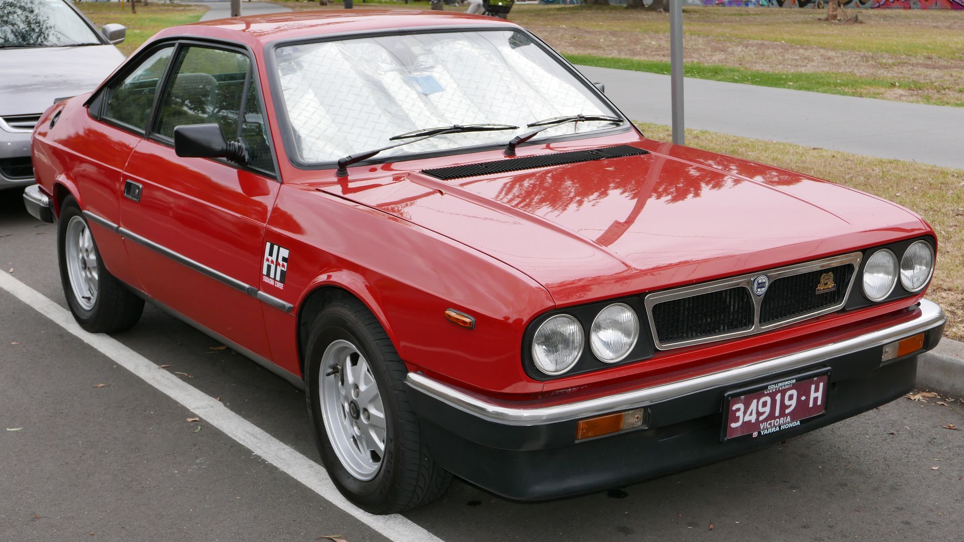 File:1982-1984 Lancia Beta 2000 coupe (2015-12-07) 01.jpg