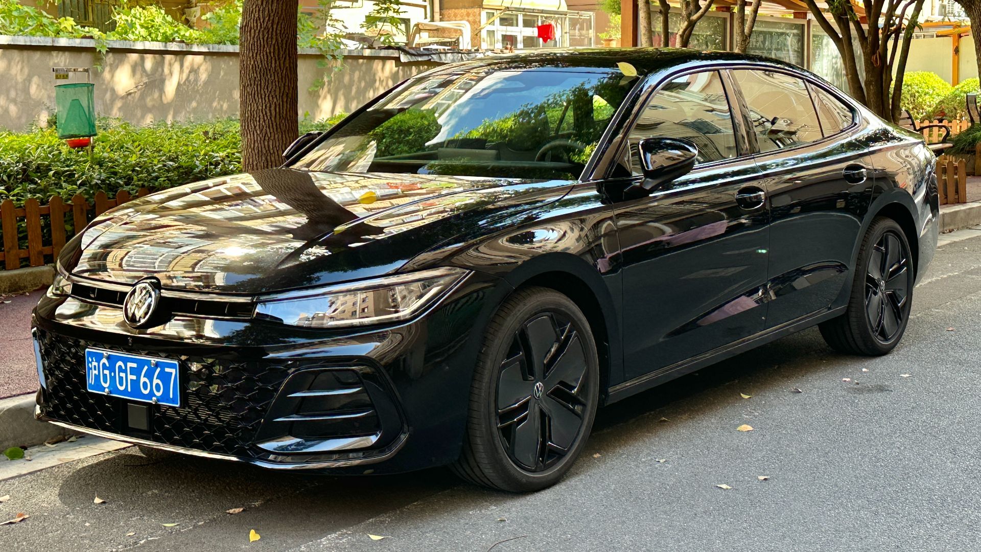 File:Volkswagen Passat Pro 001.jpg