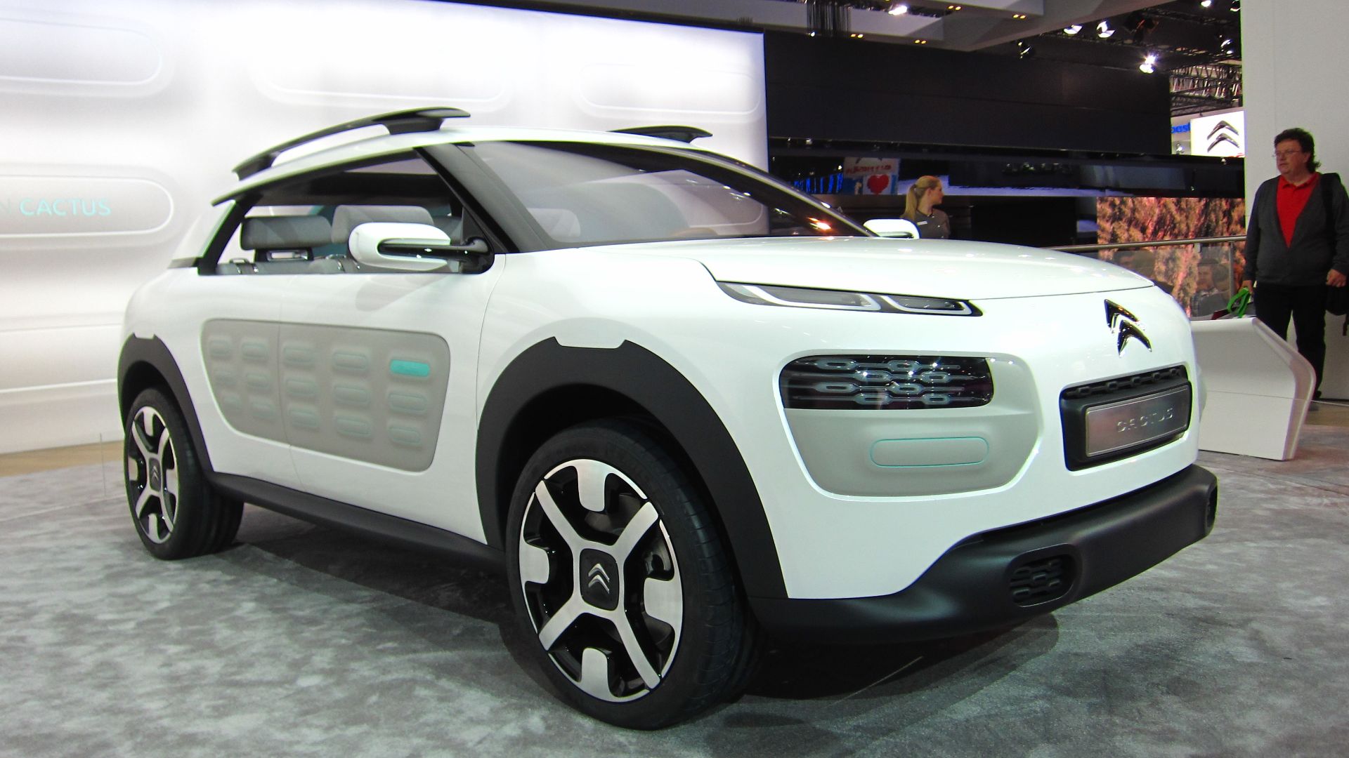 File:Citroën Cactus Concept (9821101656).jpg
