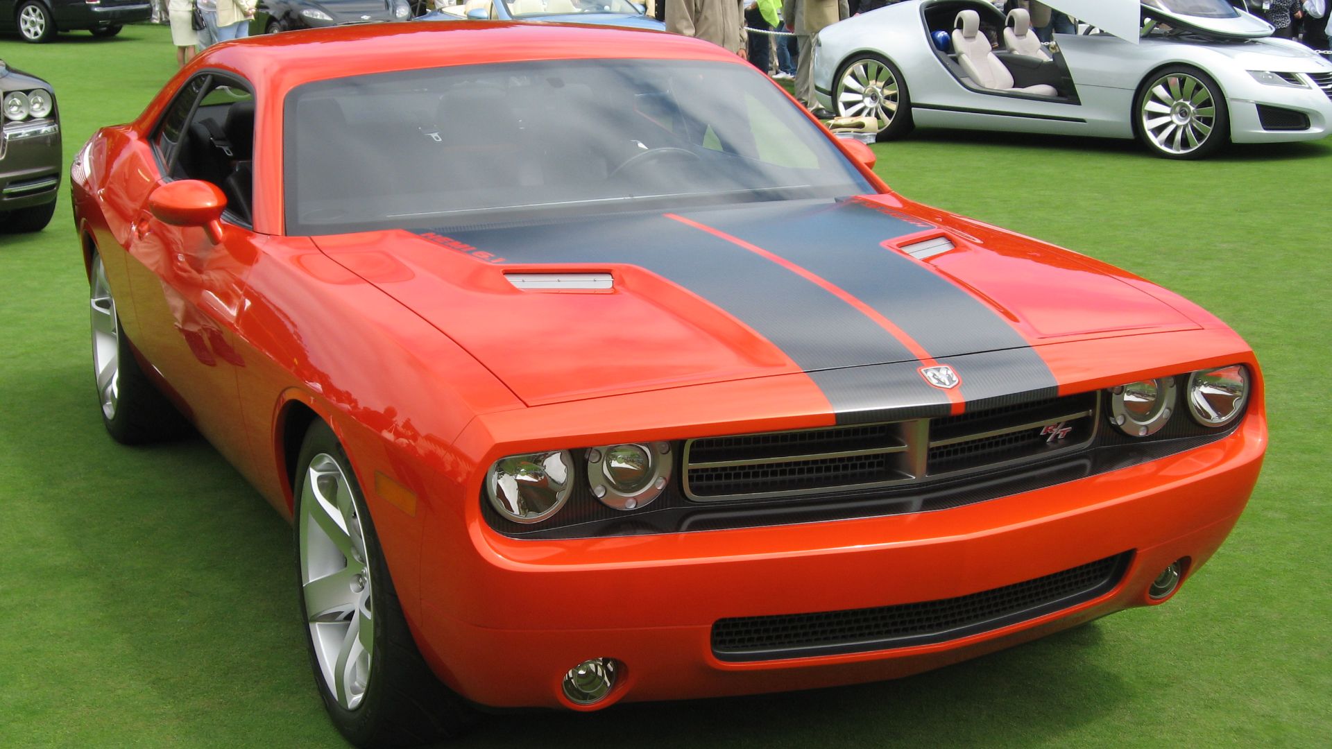 File:Dodge Challenger 2006 PBCd'E.jpg
