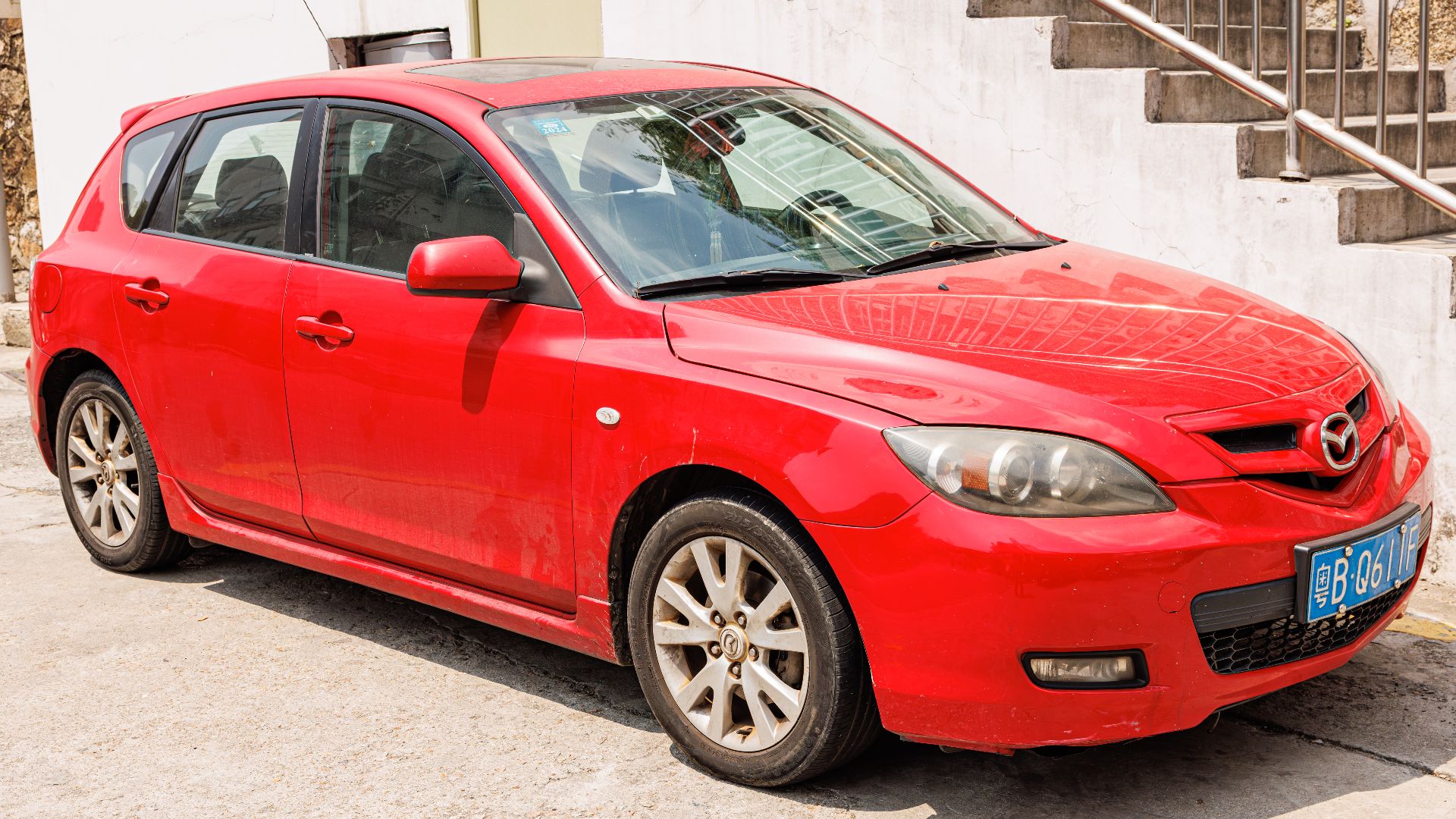 File:MAZDA3 HATCHBACK (BK) China (2).jpg
