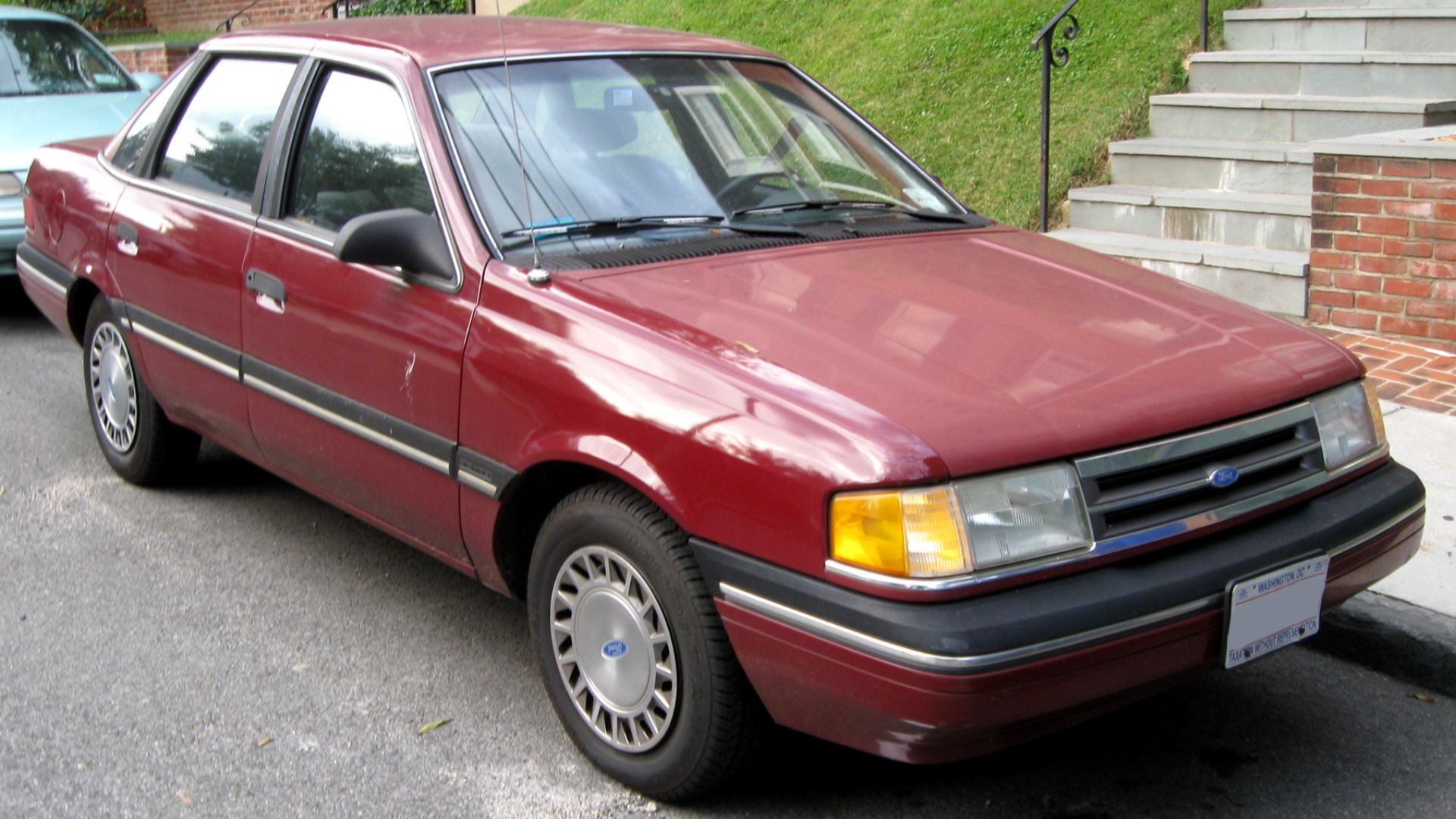 File:Ford Tempo -- 07-09-2009.jpg