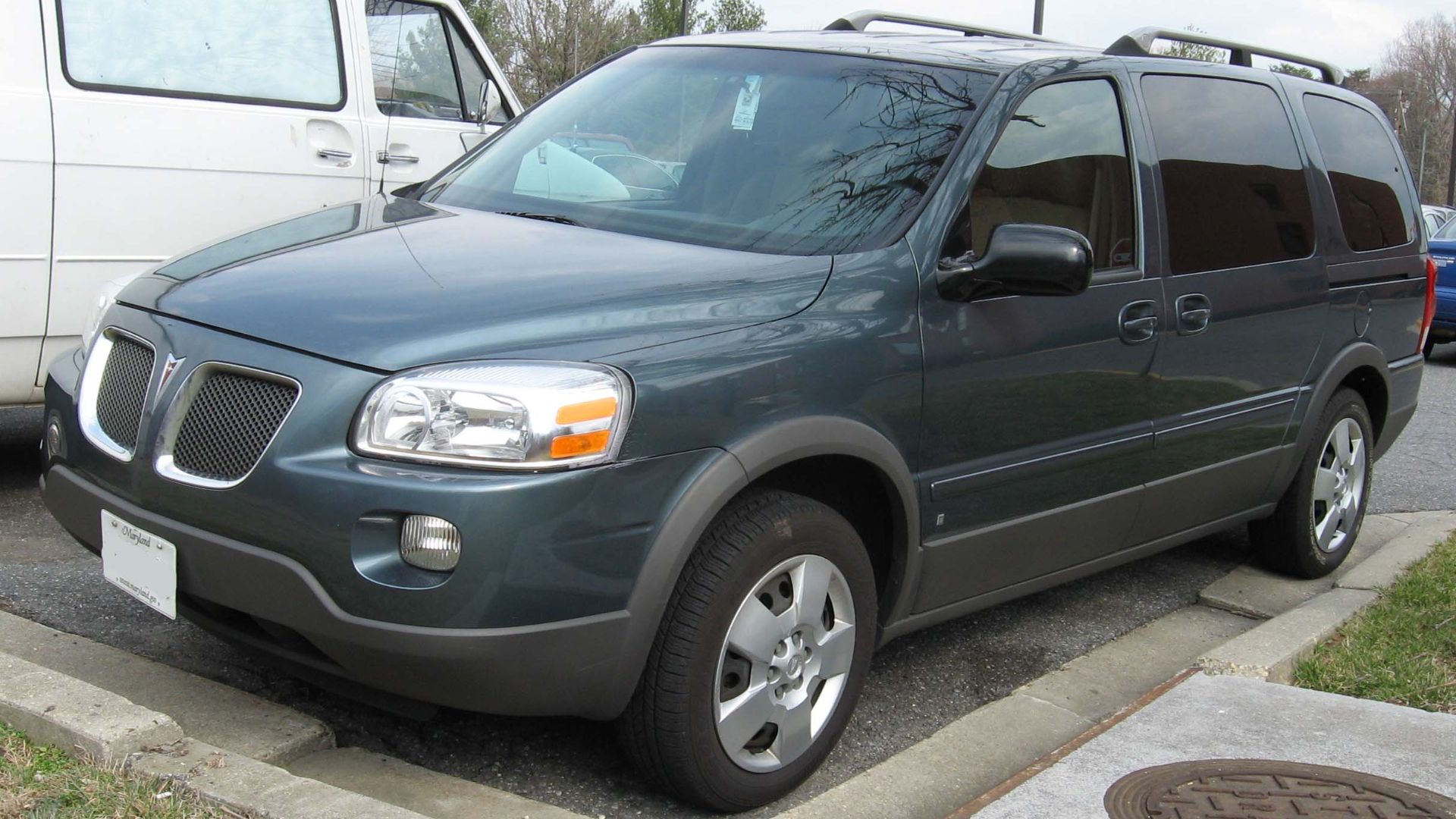 File:Pontiac SV6.jpg