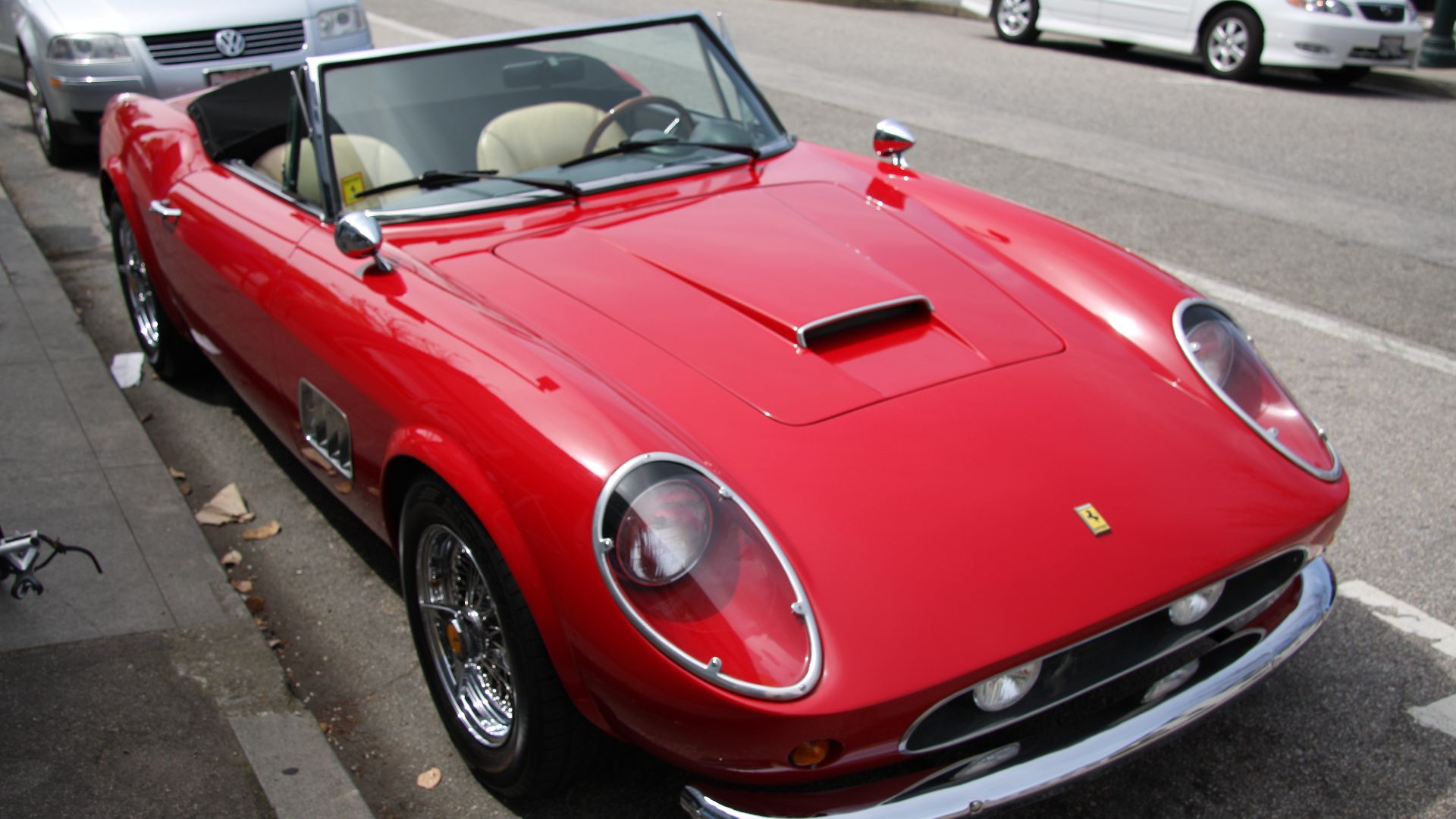 File:Ferrari 250 GT California Spyder Red.jpg