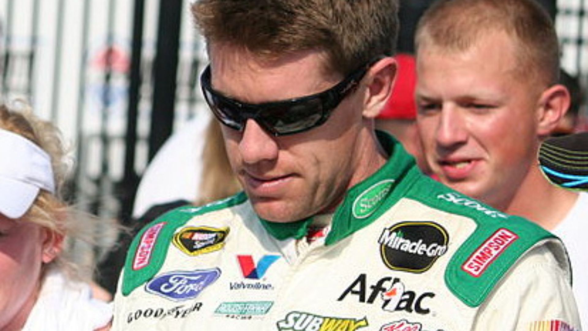 File:Carl Edwards, 2011 (cropped).jpg