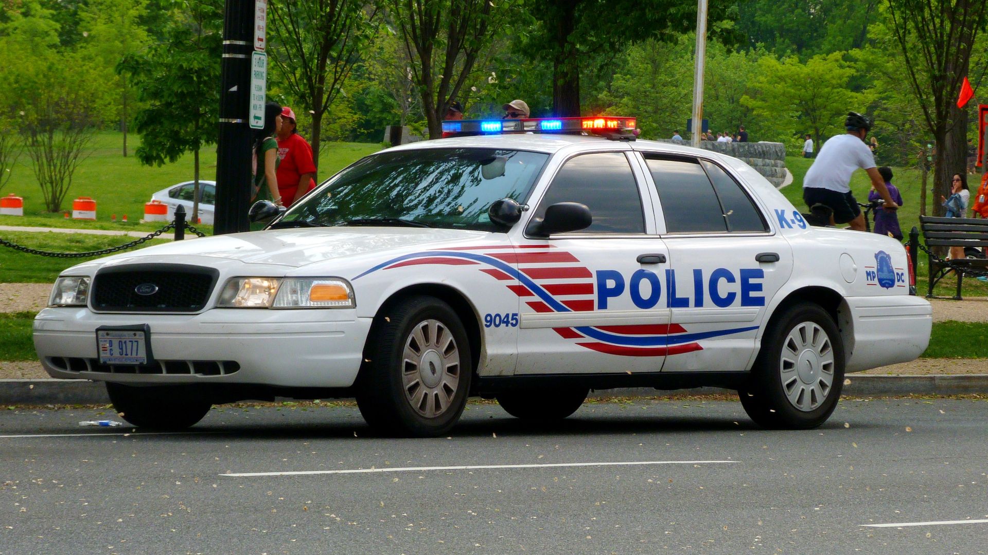 File:Washington DC Metropolitan Police Ford CVPI.jpg