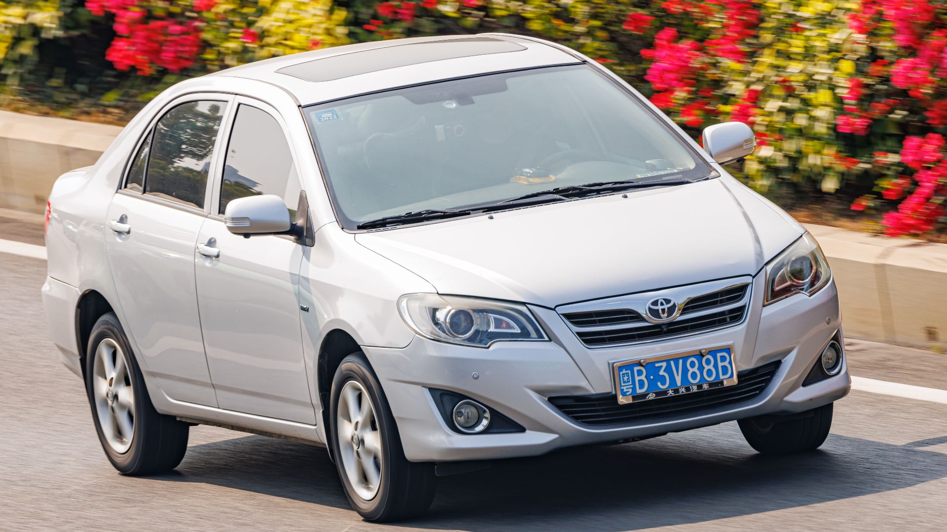 File:TOYOTA COROLLA E130 China (28).jpg