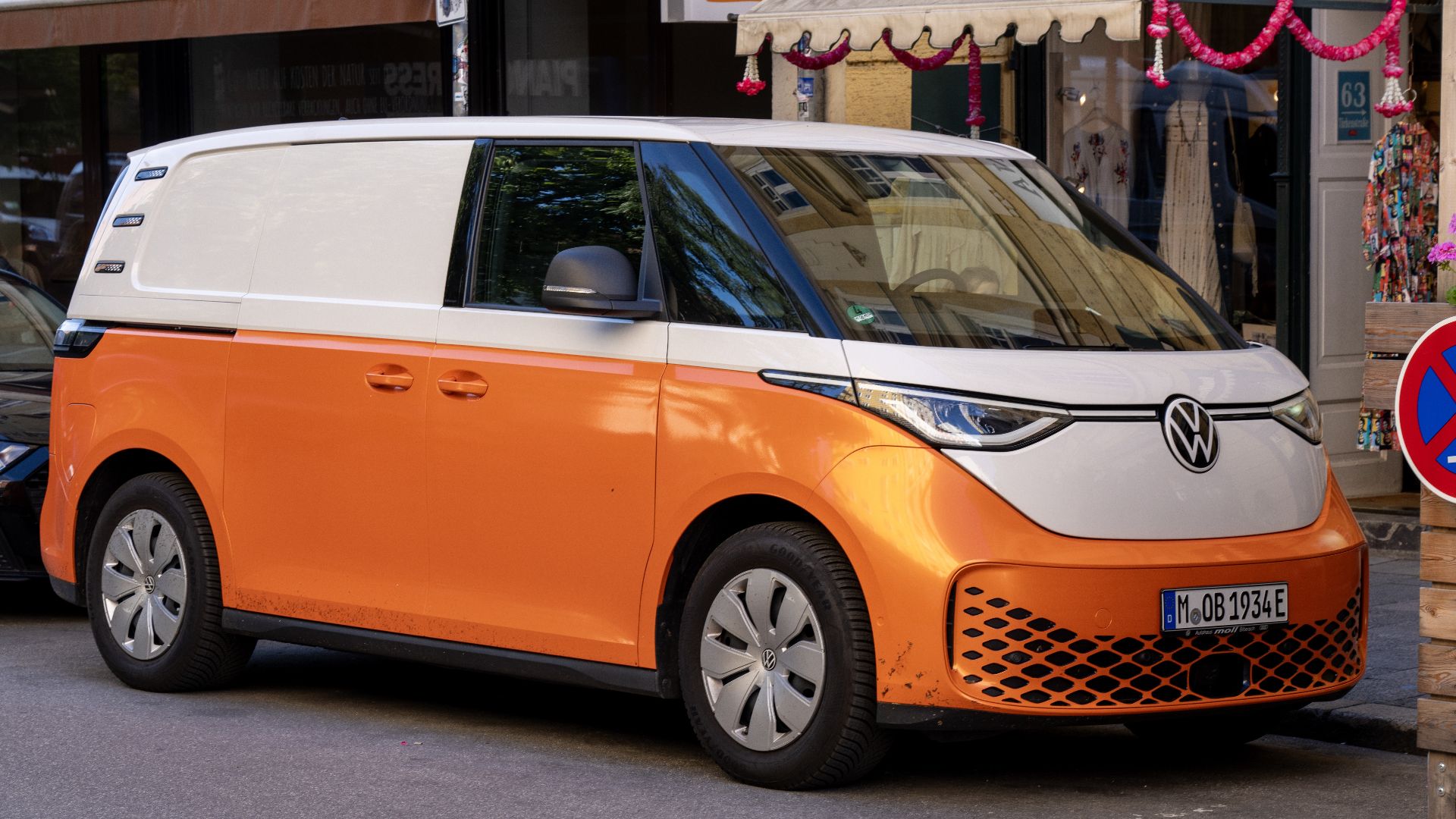 File:Volkswagen ID. Buzz 1X7A626 in Munich.jpg