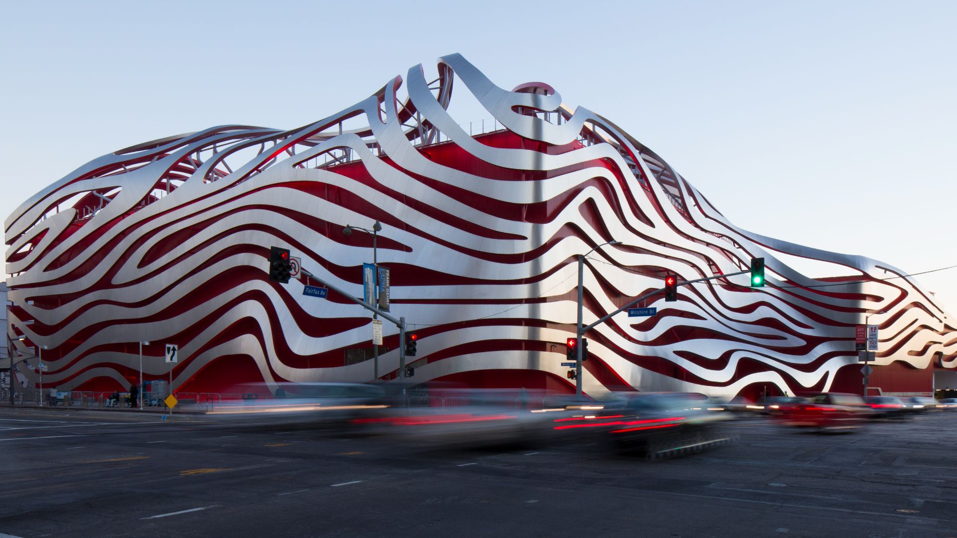 File:Petersen Automotive Museum.jpg