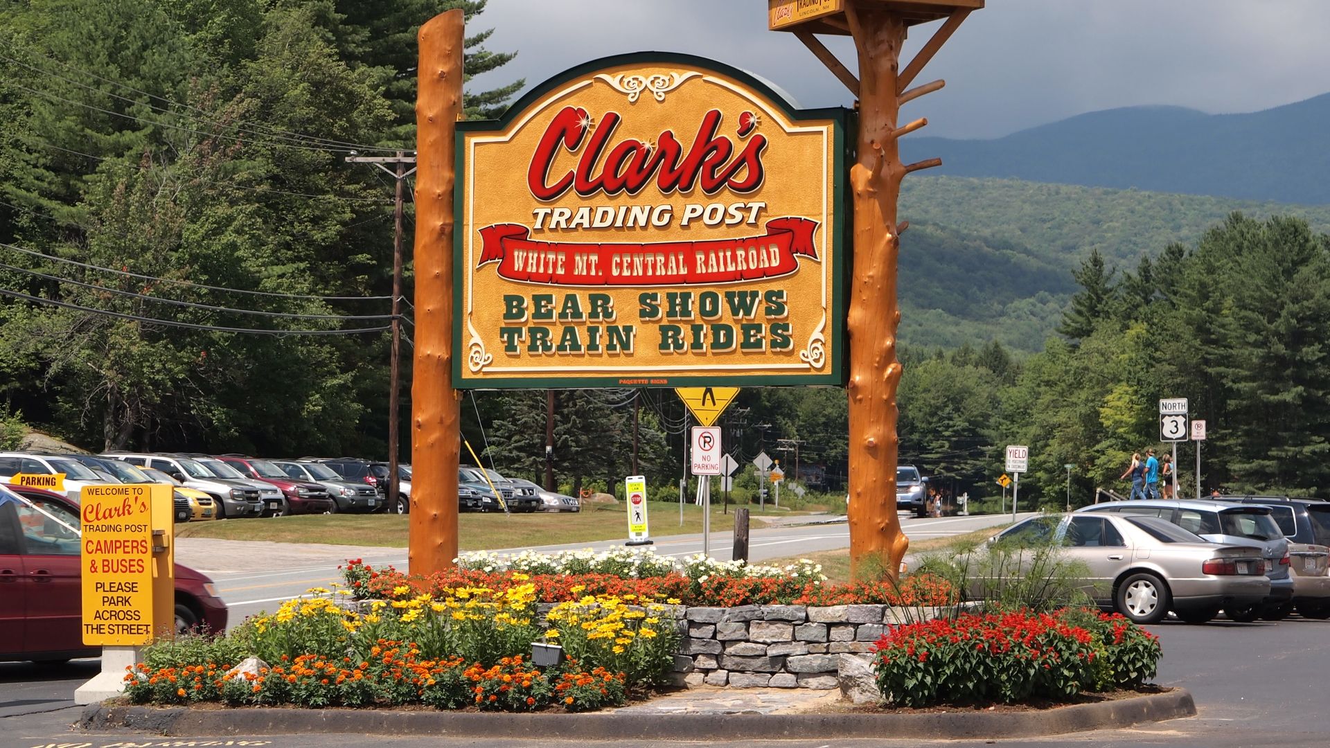 File:Clark's Trading Post.jpg