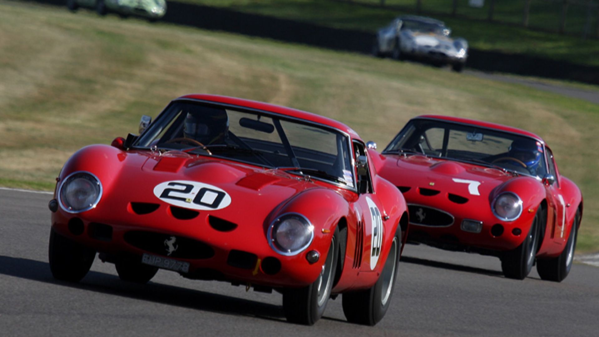 File:Goodwood Revival 2012 - Ferrari 250 GTO`s (7991993945).jpg