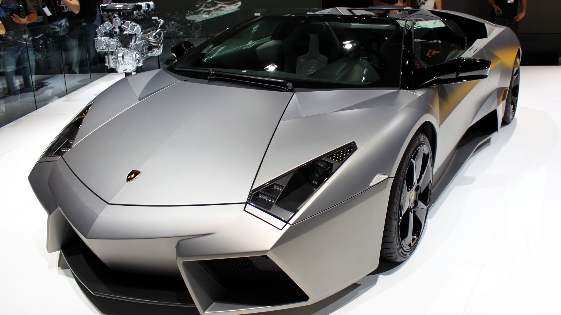 File:Lamborghini Reventon IAA 2009.JPG