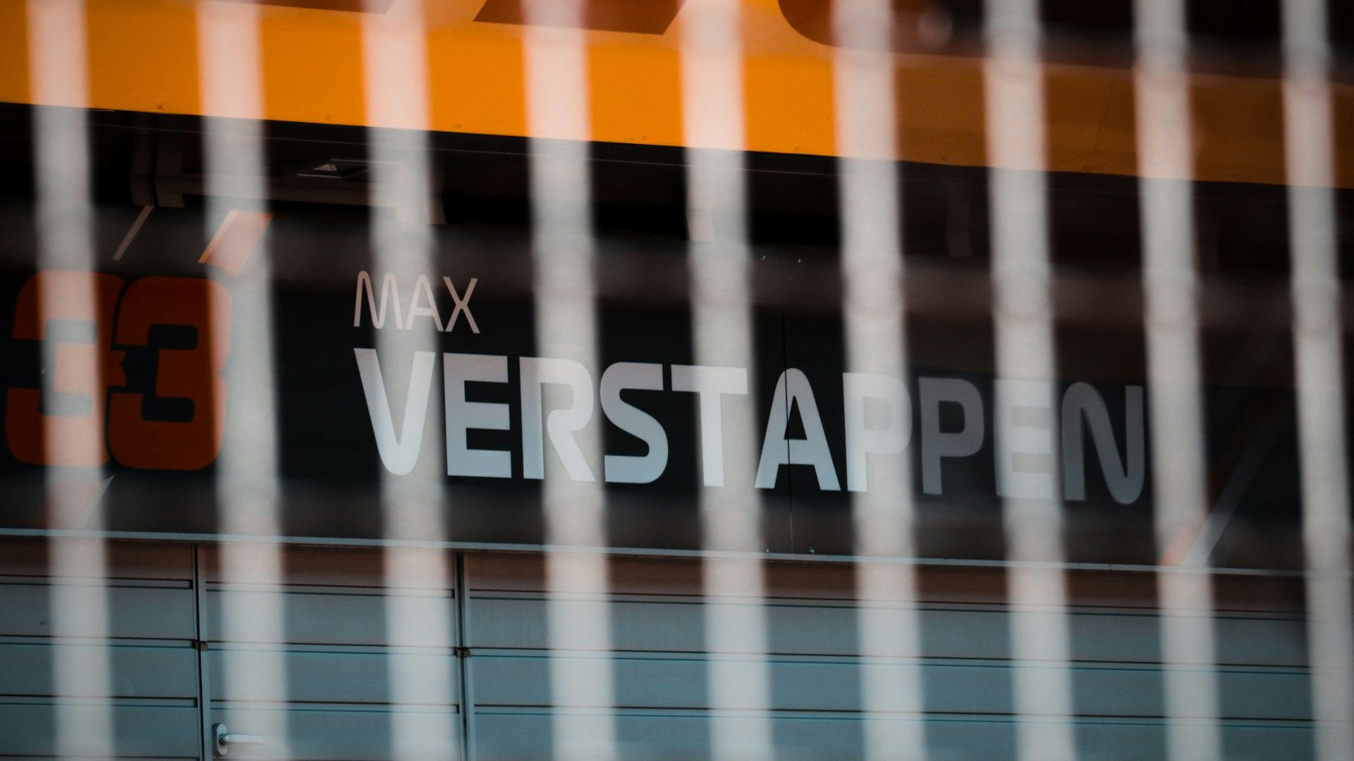 black 33 Max Verstappin signage