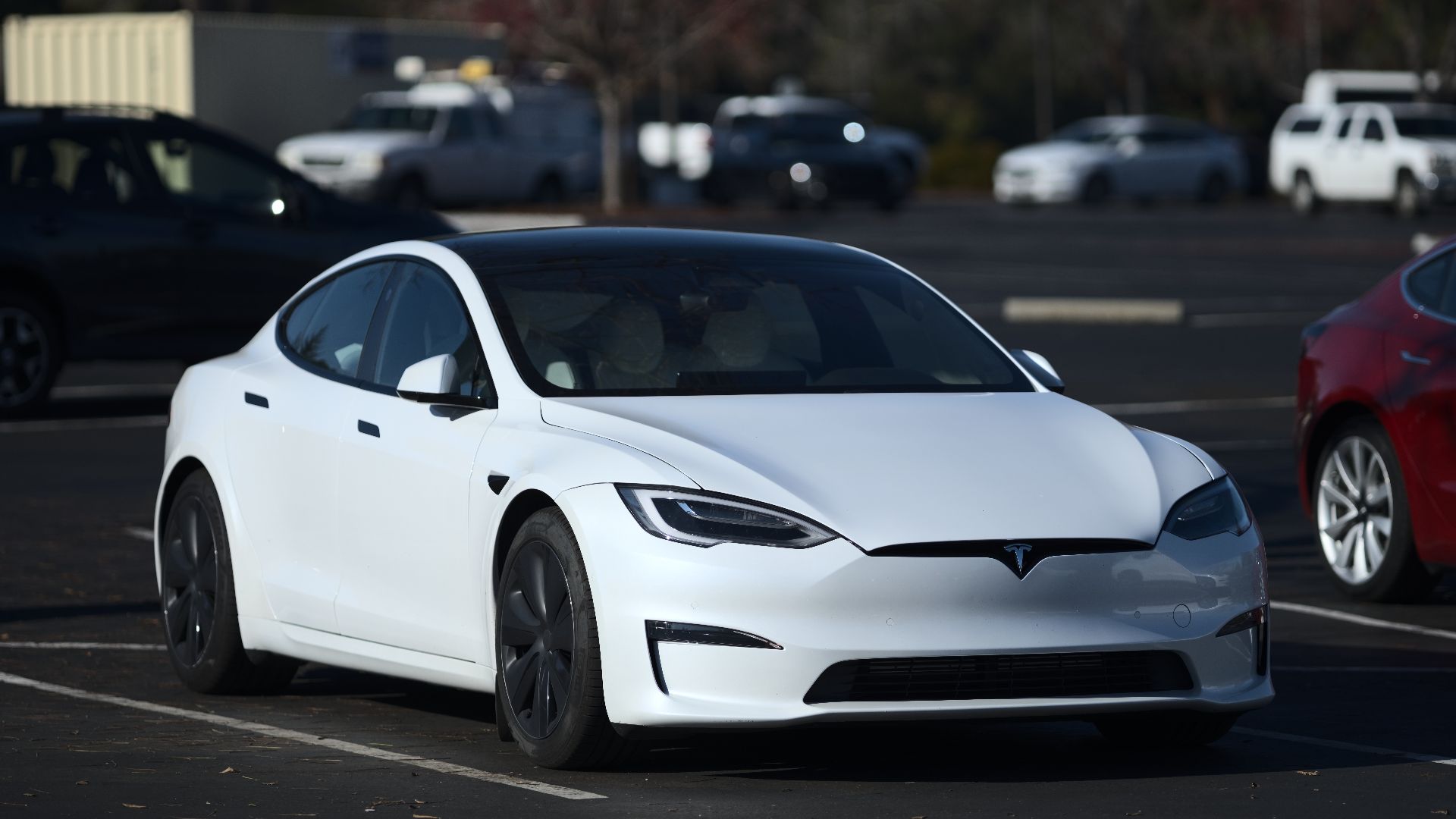 File:2021 Tesla Model S P2 Long Range front right view.jpg