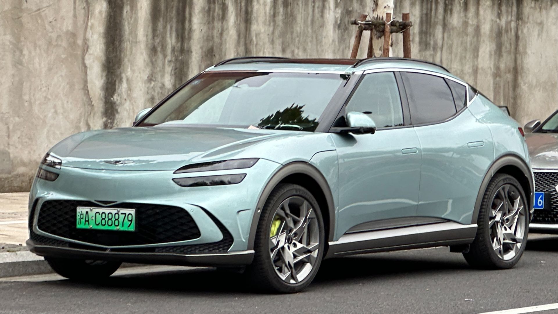 File:Genesis GV60 2023100601.jpg