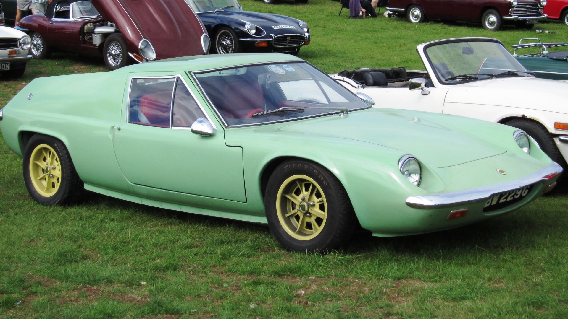 File:Lotus Europa manufactured 1968 with 1470cc engine from the Renault 16.jpg