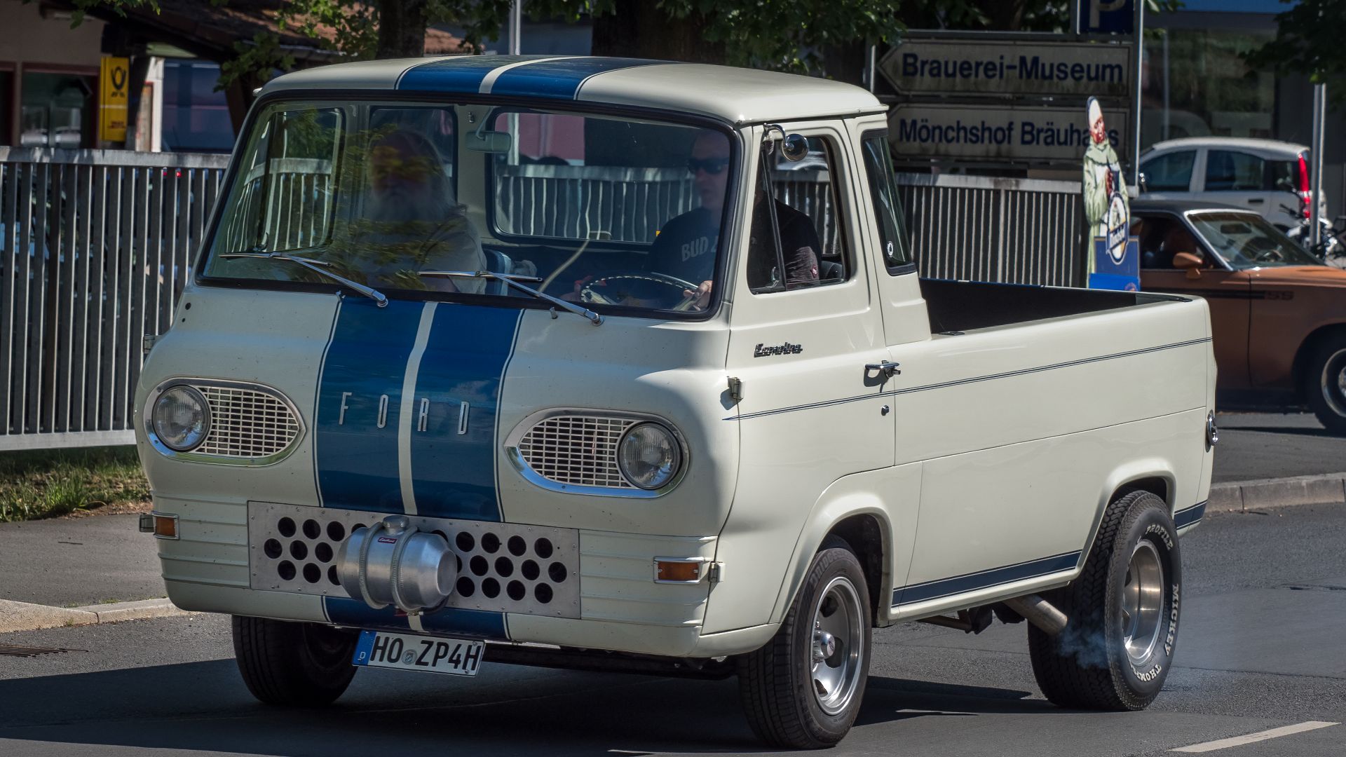 File:Ford Econoline (1961) Kulmbach 17RM0427.jpg