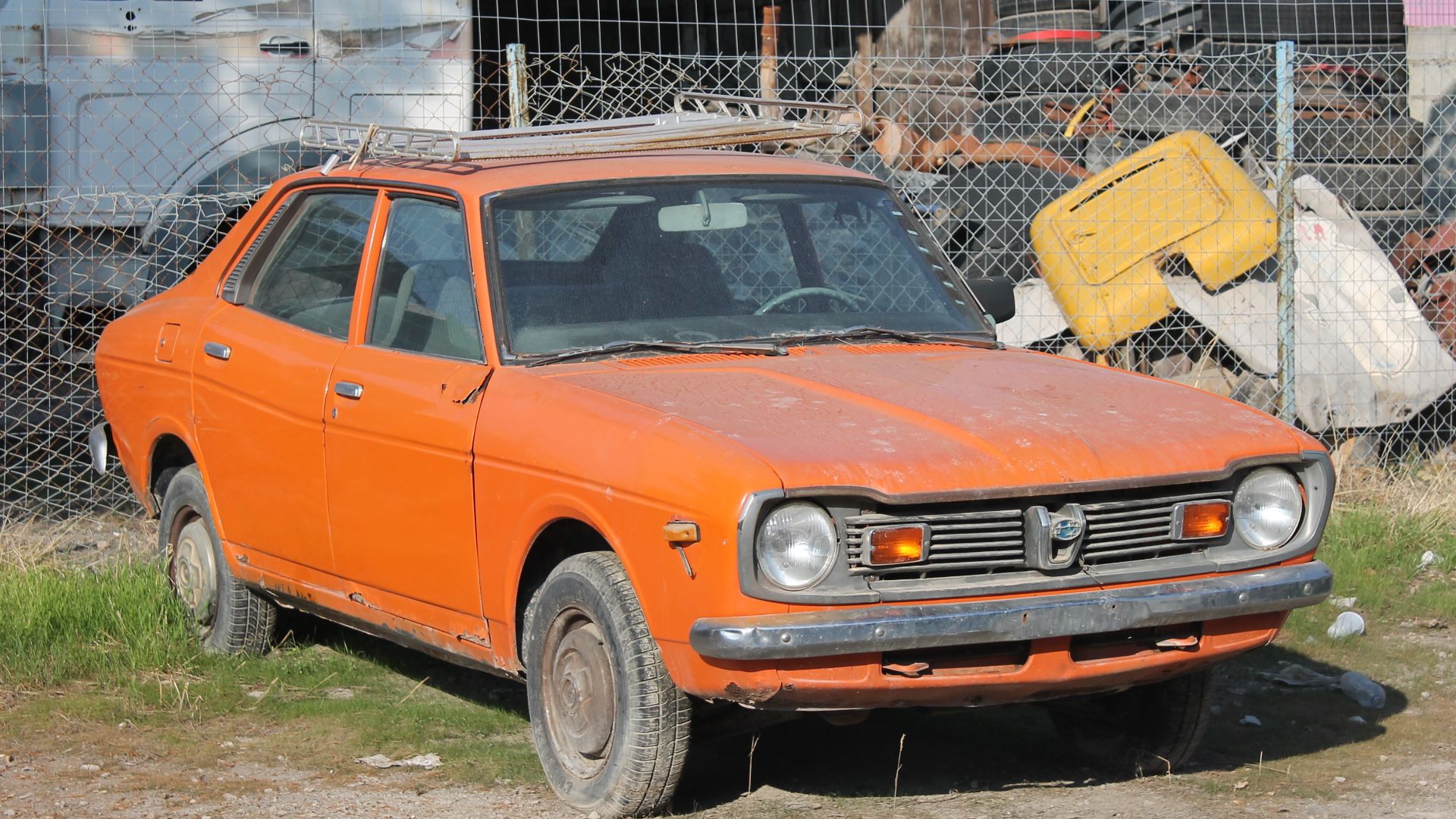 File:Subaru Leone 1st generation (Very unusual) (10632693875).jpg