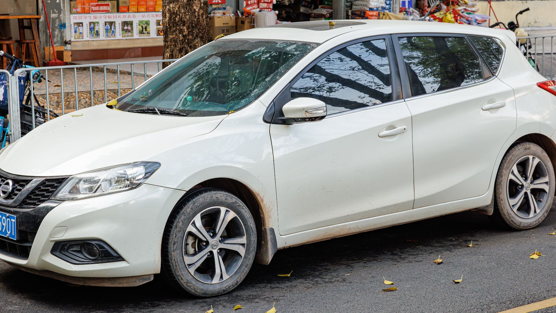 File:NISSAN TIIDA (C13) China (12).jpg