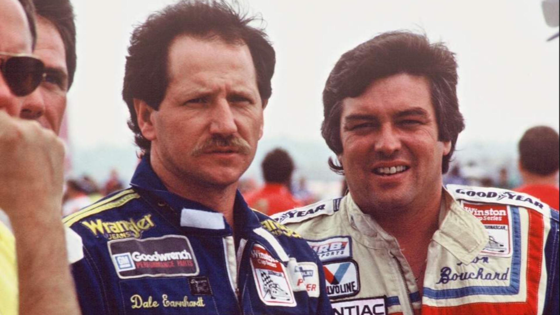 File:Dale Earnhardt Ron Bouchard.jpg