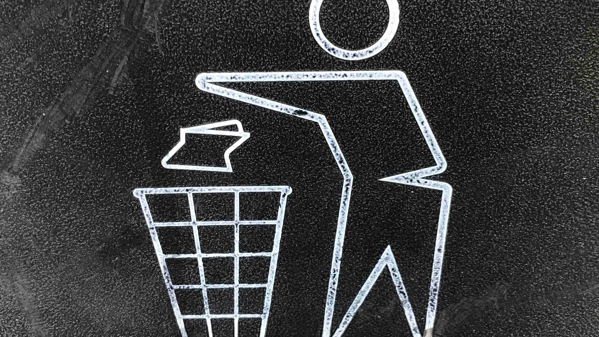 litter signage