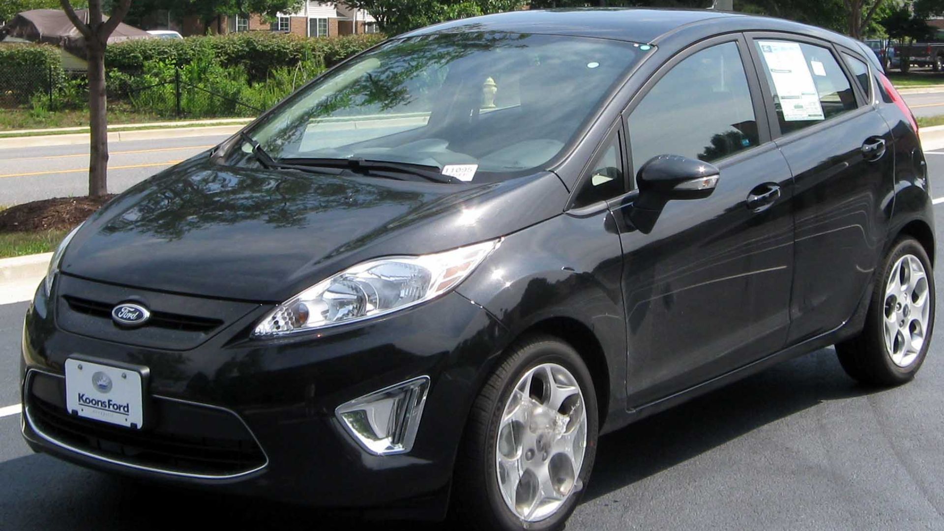 File:2011 Ford Fiesta SES hatchback front -- 07-17-2010.jpg
