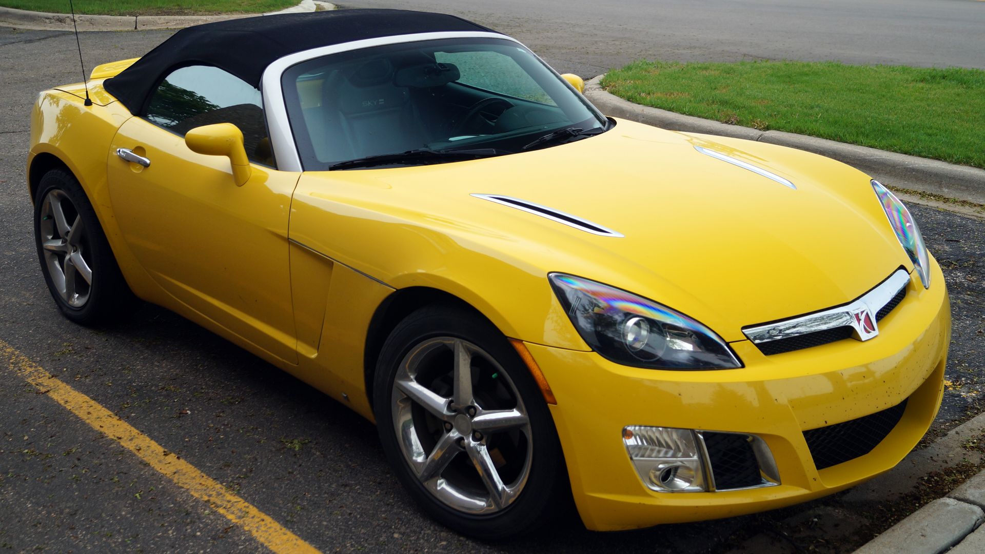 File:2007 Saturn Sky Red Line (26912197702).jpg