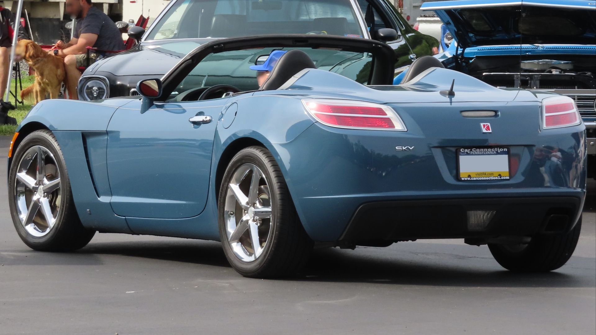 File:2008 Saturn Sky, rear left, 06-01-2024.jpg