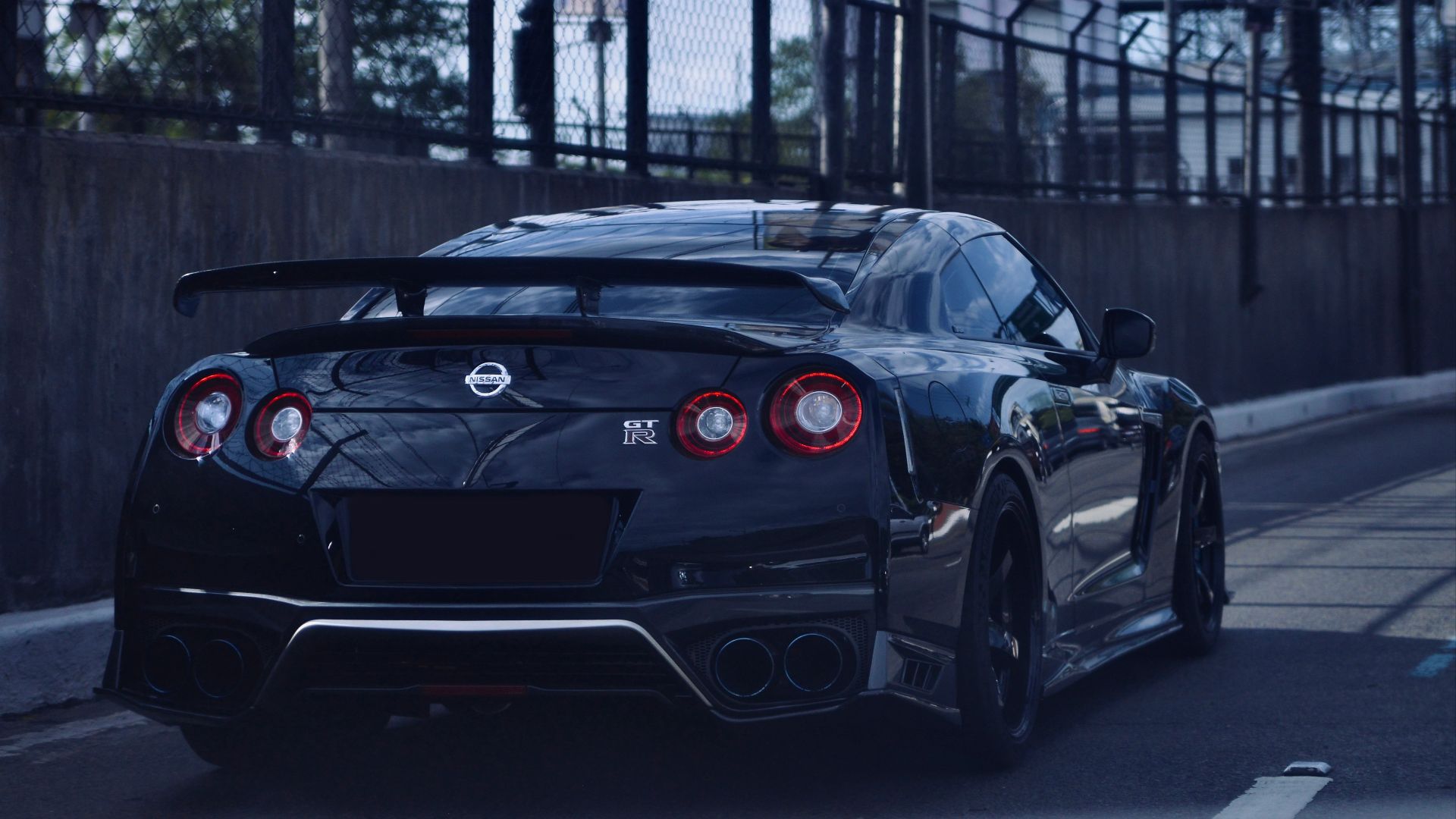 black porsche 911 parked on road
