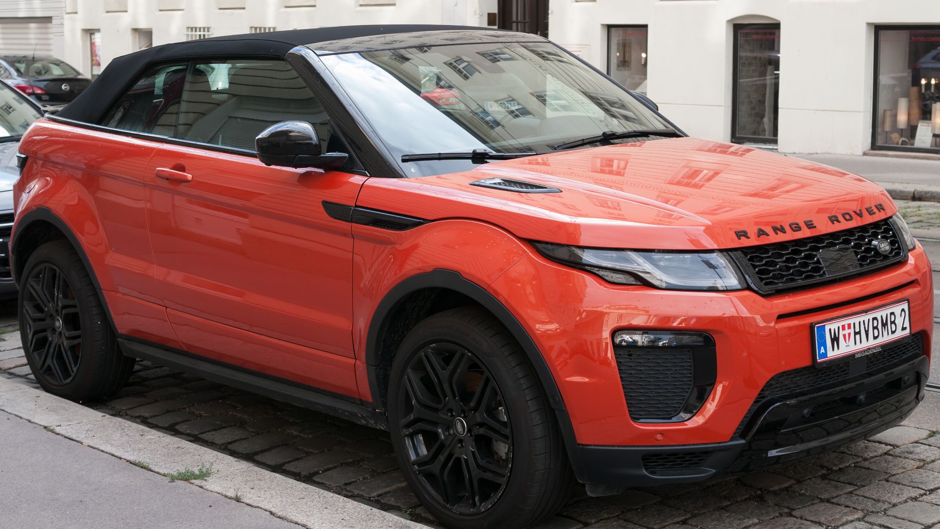 File:Range Rover Evoque Convertible, Vienna (P1060221).jpg