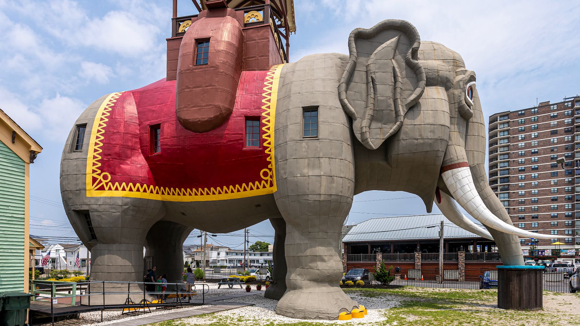 File:Lucy the Elephant NJ6.jpg